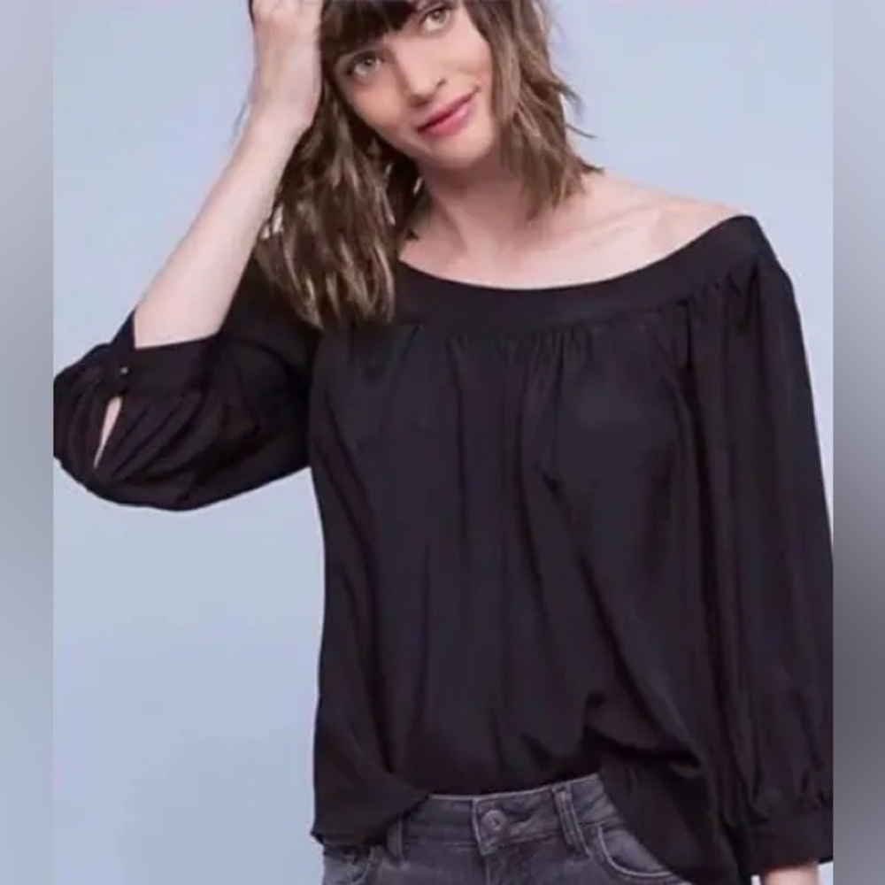 Anthropologie - Maeve Black Polyester Lightweight Off Shoulder Blouse SZ Small